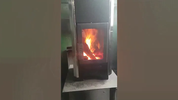 Печь Вертикаль с варочной поверхностью